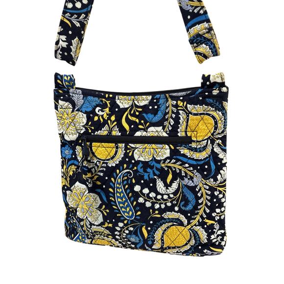 Vera Bradley Hipster Crossbody and Slim Wallet- Ellie the elephant - Picture 3 of 11